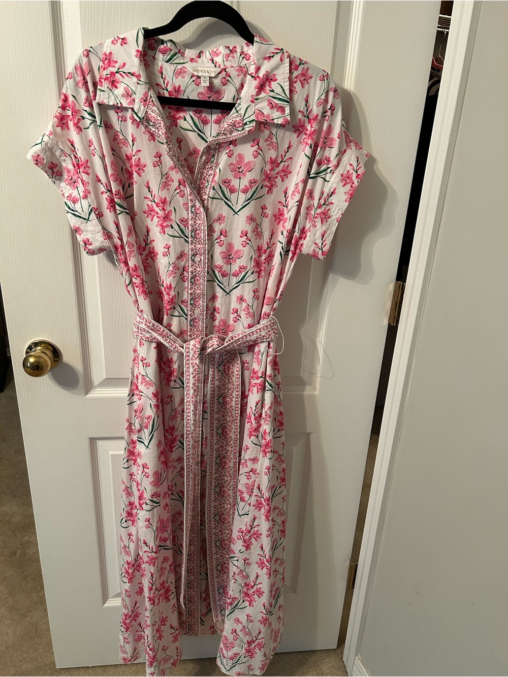 crown & ivy Pink Floral Maxi Shirt Dress with Belt
